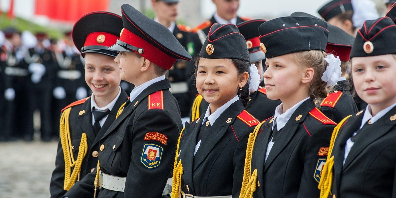 Росія відкрила 500 кадетських класів у Бєлгороді - війна в Україні Росія відкрила 500 кадетських класів у Бєлгороді - війна в Україні