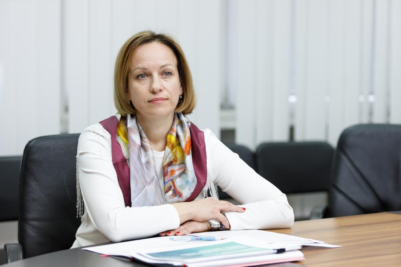 Отставка министра социальной политики Украины 2022 - Рада уволила Марину Лазебную