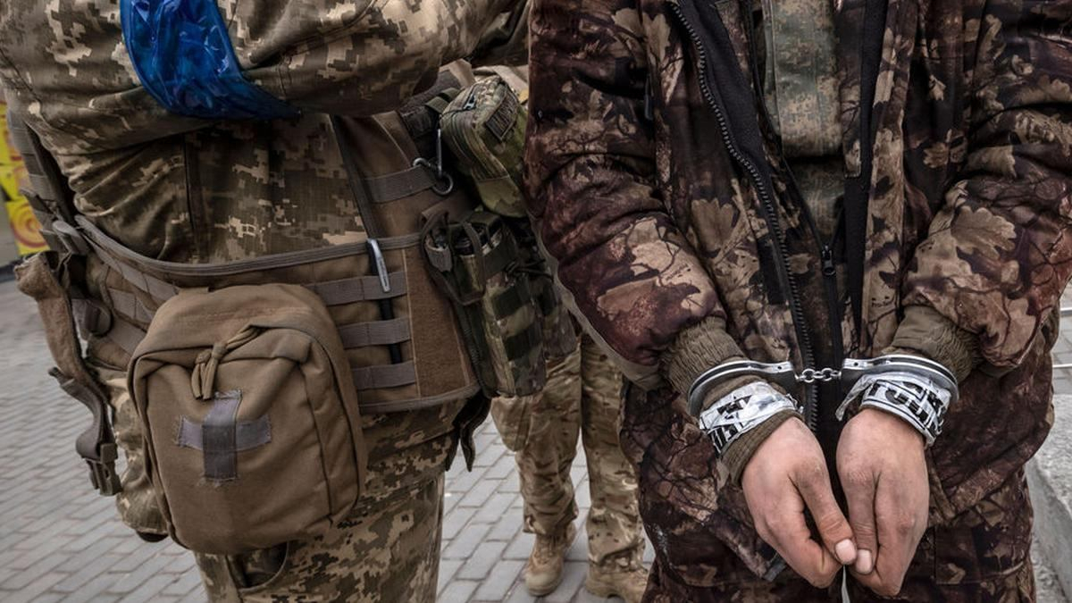 Своих не меняют: боевики и мобилизованные из Донбасса обречены на жизнь в тюрьмах и лагерях Своих не меняют: боевики и мобилизованные из Донбасса обречены на жизнь в тюрьмах и лагерях
