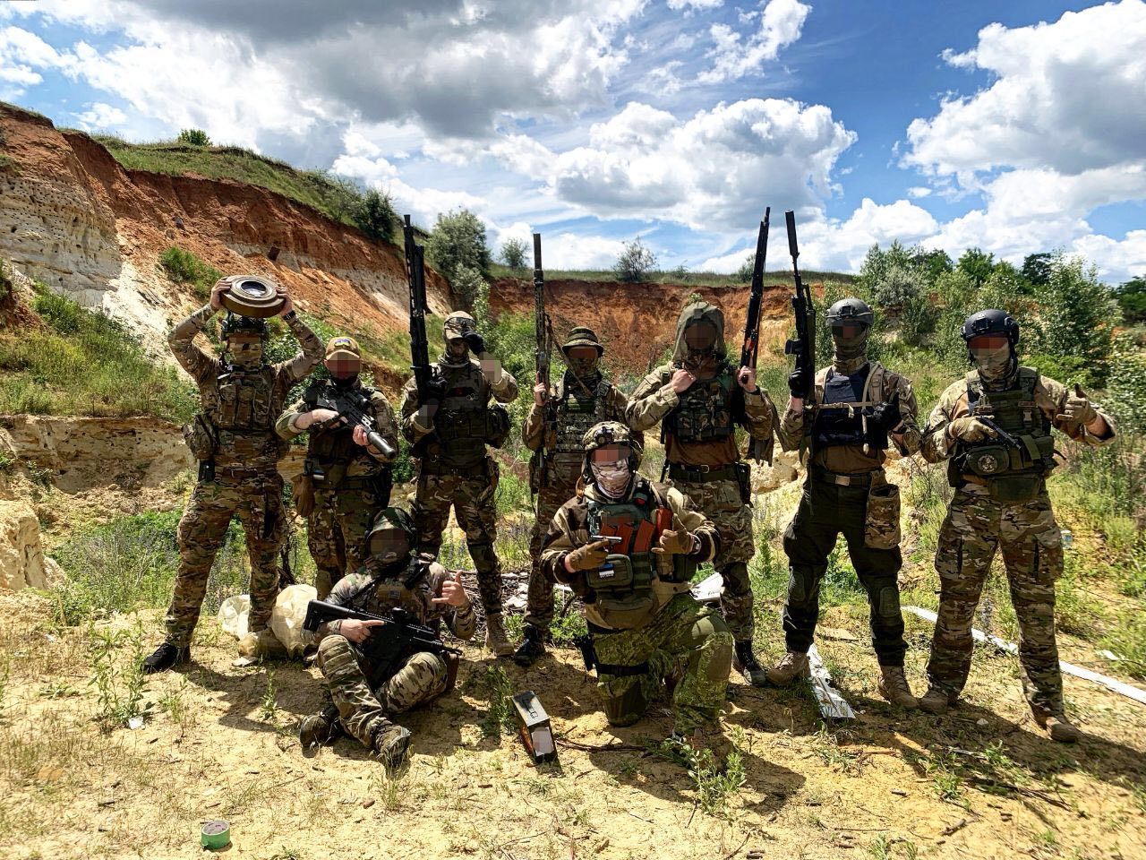 Иностранцы, Харьков Иностранцы, Харьков