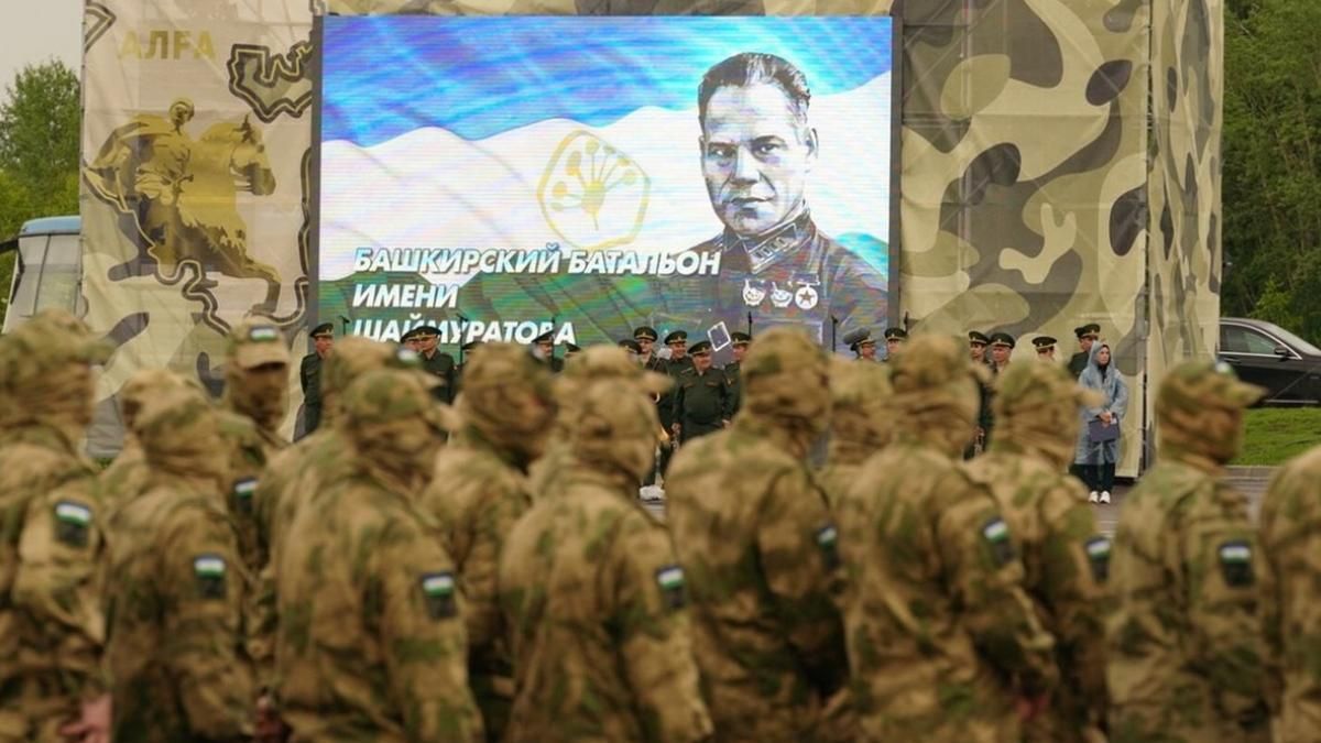 Путінські нацбати почали вбивати росіян на українській землі