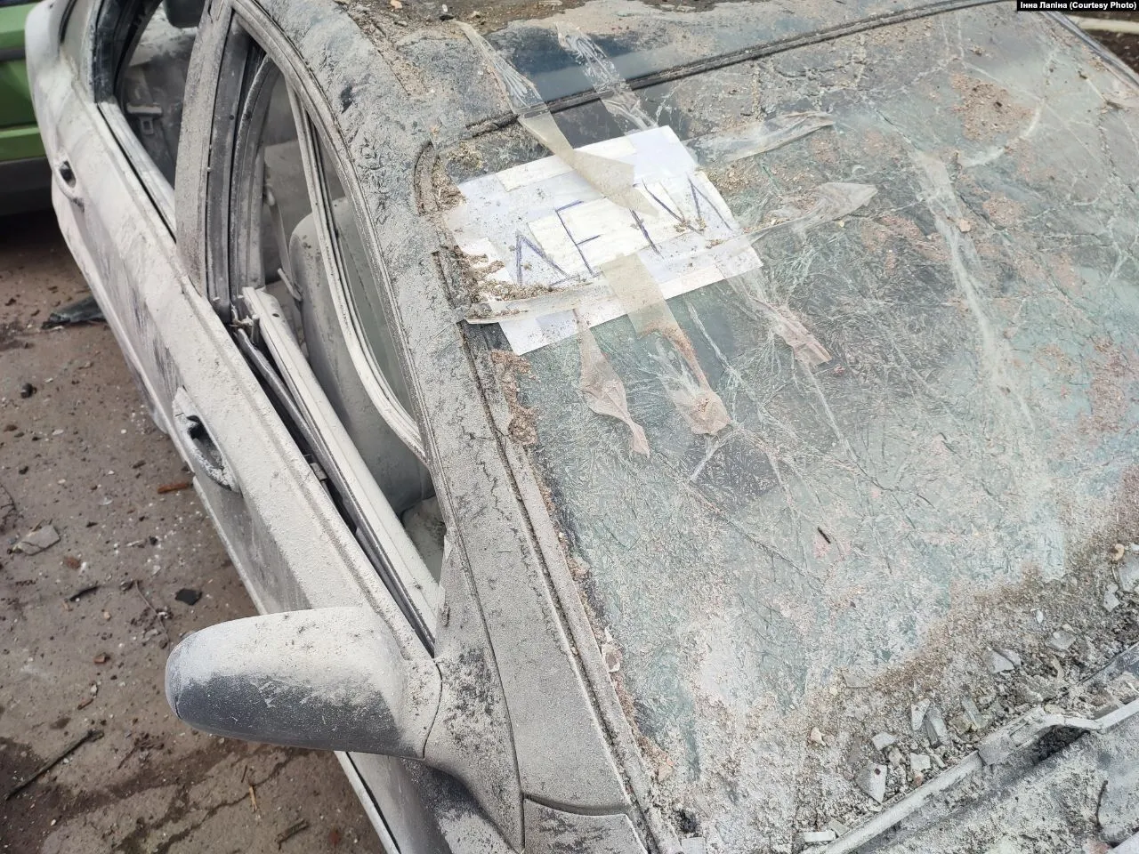 Россияне обстреливали мариупольцев с детьми Россияне обстреливали мариупольцев с детьми