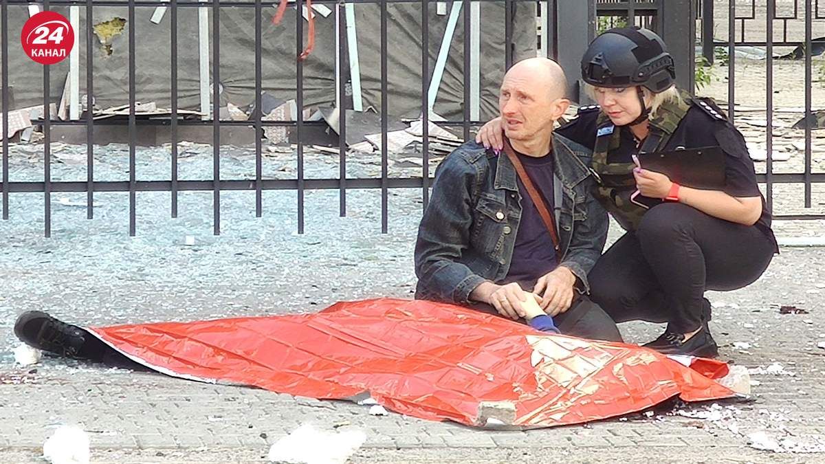 От удара в Харькове погиб 13-летний мальчик и пожилые супруги От удара в Харькове погиб 13-летний мальчик и пожилые супруги