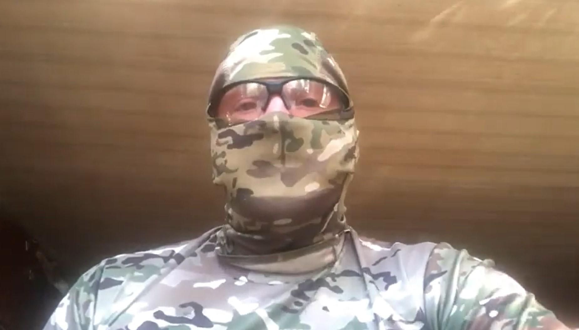 Розвідники захопилив полон російського офіцера Розвідники захопилив полон російського офіцера