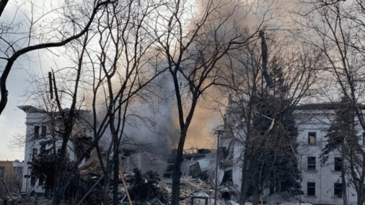 Бомбардировка драмтеатра в Мариуполе - оккупанты готовят фейковое расследование Бомбардировка драмтеатра в Мариуполе - оккупанты готовят фейковое расследование