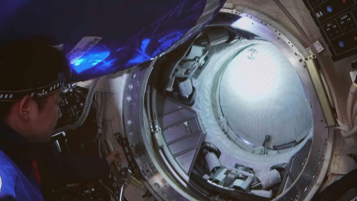 Китай приєднав новий модуль до своєї космічної станції: деталі та фото - Техно Китай приєднав новий модуль до своєї космічної станції: деталі та фото - Техно