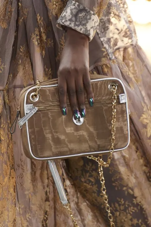 Манікюр Манікюр