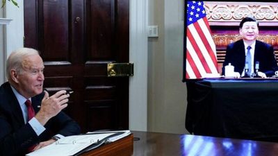 Байден понад 2 години говорив із Сі Цзіньпінем: згадали й про Україну