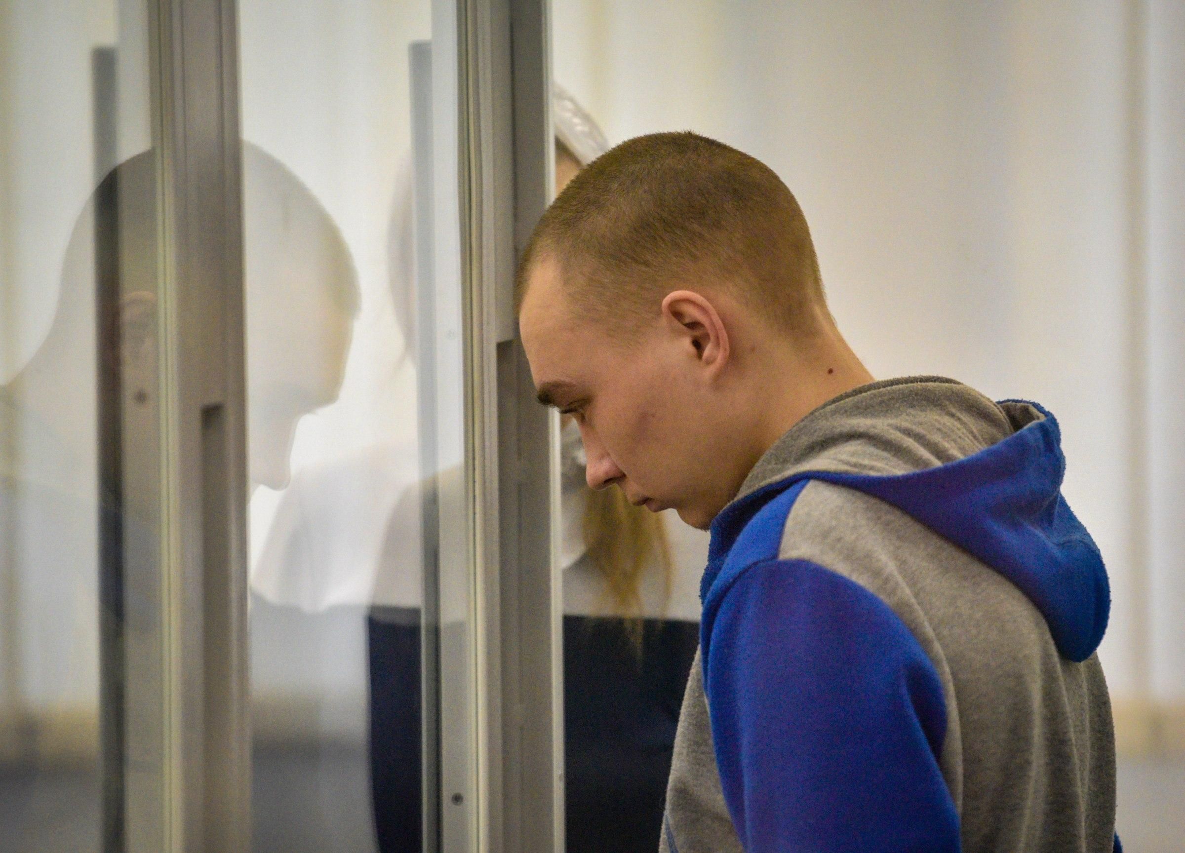 получившему пожизненное оккупанту Вадиму Шишимарину смягчили приговор получившему пожизненное оккупанту Вадиму Шишимарину смягчили приговор