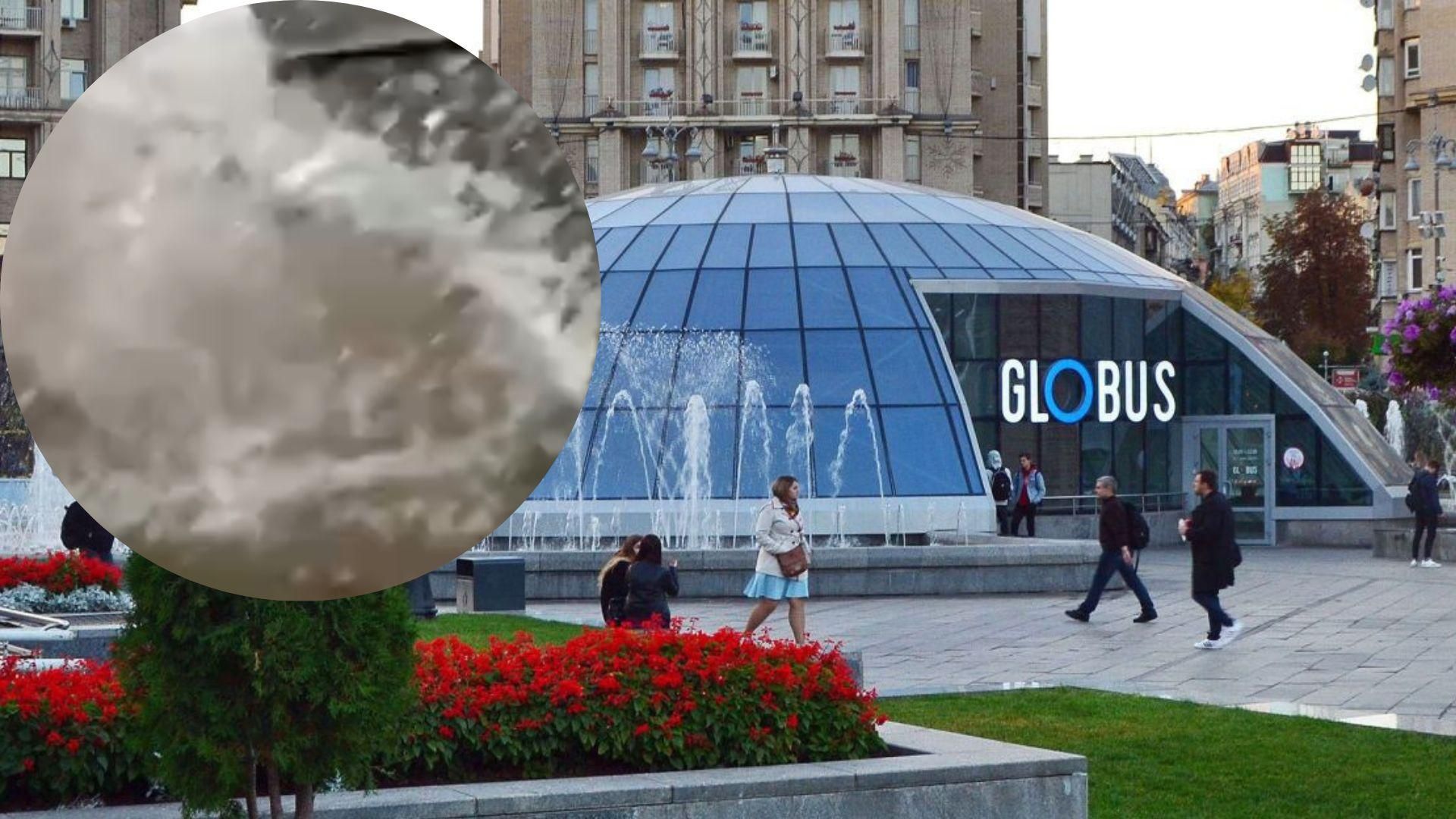 "Сели на пол, сепары": в Киеве мужчина набросился на сотрудников ТЦ – видео 18+