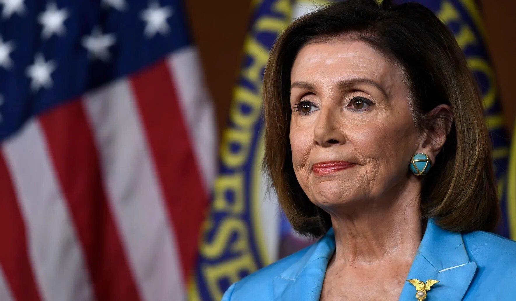 Пелосі не полетить на Тайвань Пелосі не полетить на Тайвань