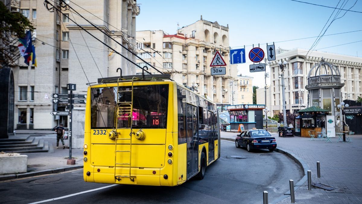 В Киеве во время тревоги будет останавливаться транспорт - как оплачивать