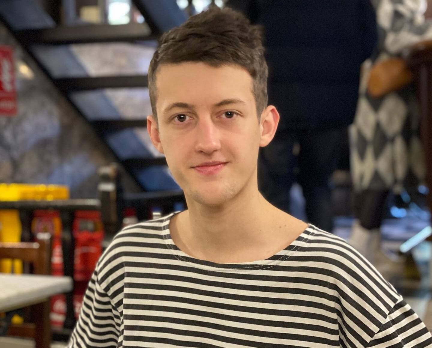 Женя дошел из Киева в Запорожье, чтобы собрать миллион для ВСУ Женя дошел из Киева в Запорожье, чтобы собрать миллион для ВСУ