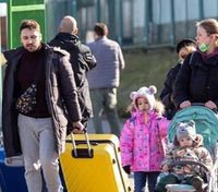 Коли українські біженці повернуться додому: експерт назвав важливі чинники
