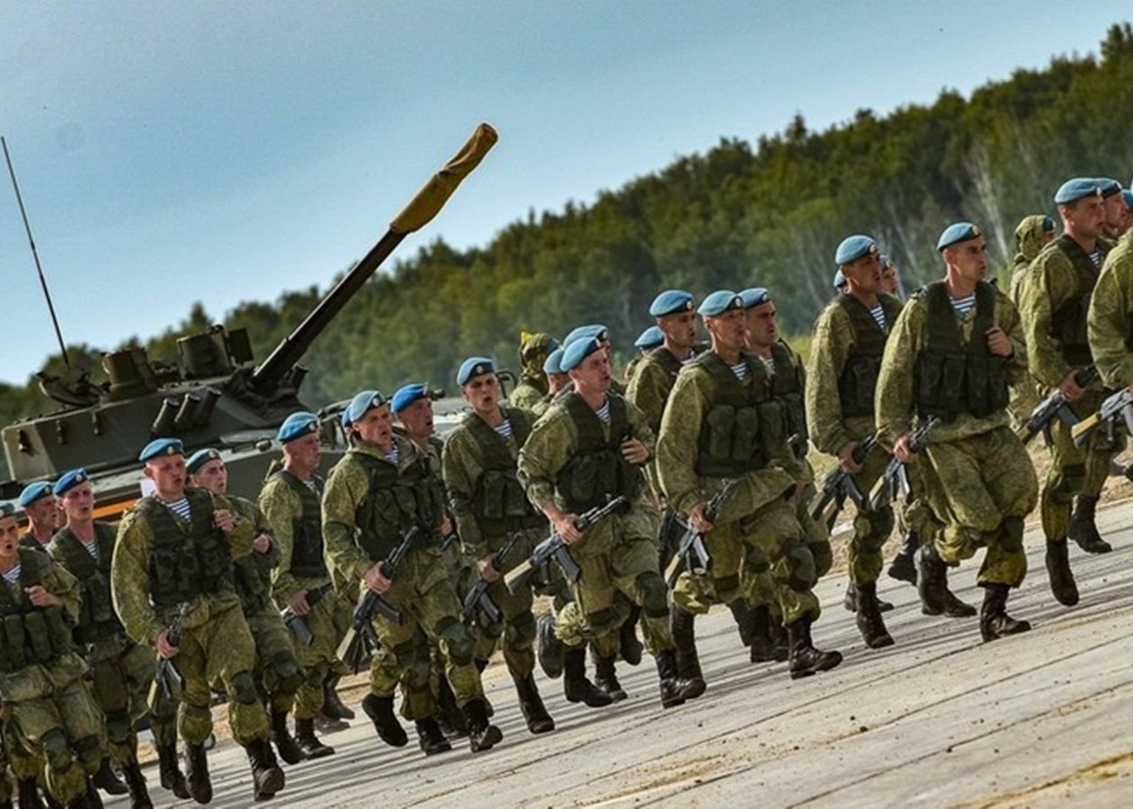 росія перекидає десантні підрозділи у Херсонську область росія перекидає десантні підрозділи у Херсонську область