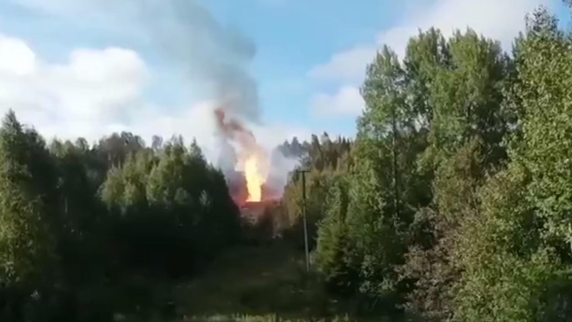 У Росії стався вибух і спалахнула пожежа на ділянці газопроводу – відео
