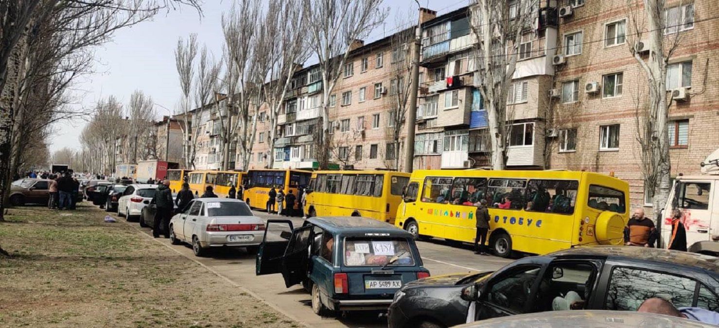 На блокпосту у Василівці росіяни чинять безчинства