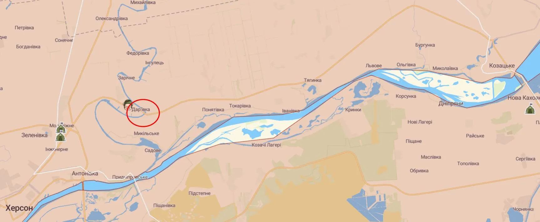 У мережі повідомляють про точкові влучання ЗСУ в Херсоні У мережі повідомляють про точкові влучання ЗСУ в Херсоні