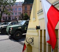 Польский блоггер собирает деньги на автомобили для фронта в Украине
