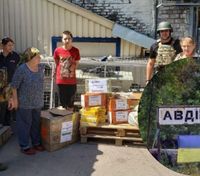 Оккупанты врут о захвате Авдеевки: для фейка взяли фото с украинскими волонтерами