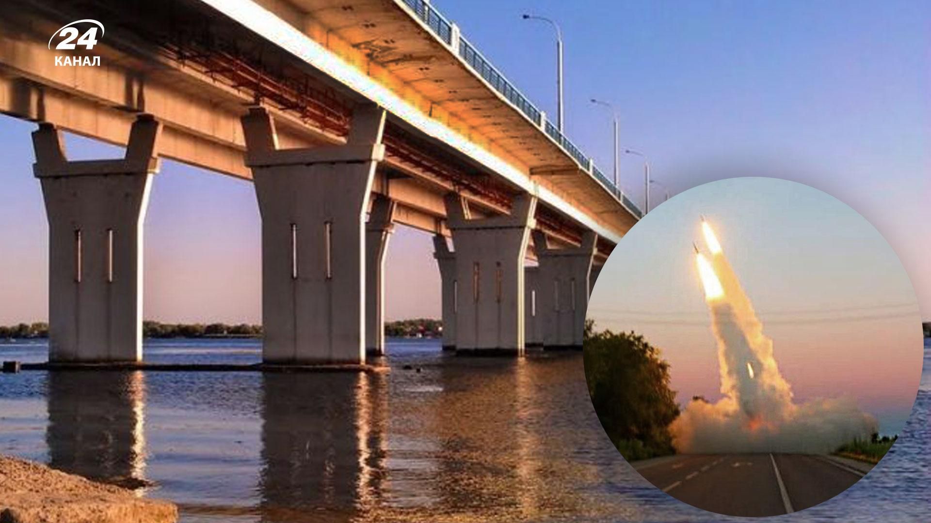 Удар по Антонівському мосту 7 серпня - у мережі показали фото і відео прильотів у Херсоні - 24 Канал