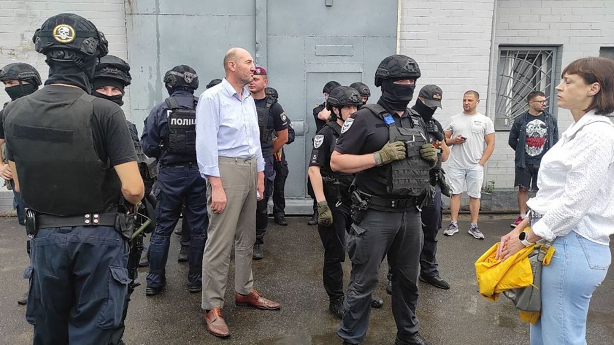 Черкасского депутата-изменника выпустили из СИЗО – в чем его обвиняют Черкасского депутата-изменника выпустили из СИЗО – в чем его обвиняют