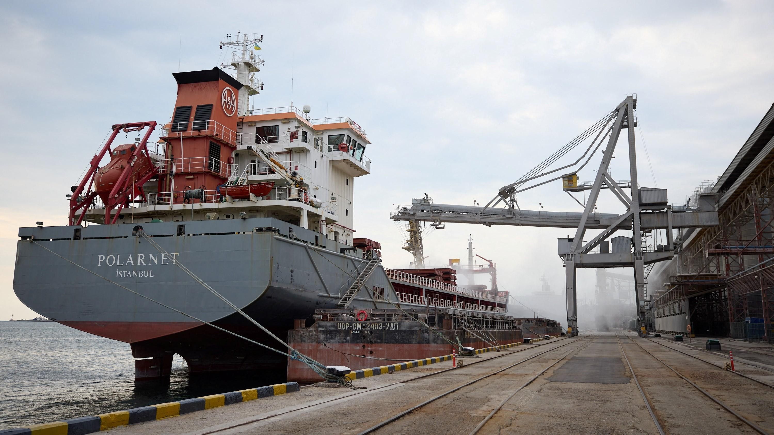 Перше судно з українським зерном 08.08.2022 прибуло до Туреччини Перше судно з українським зерном 08.08.2022 прибуло до Туреччини