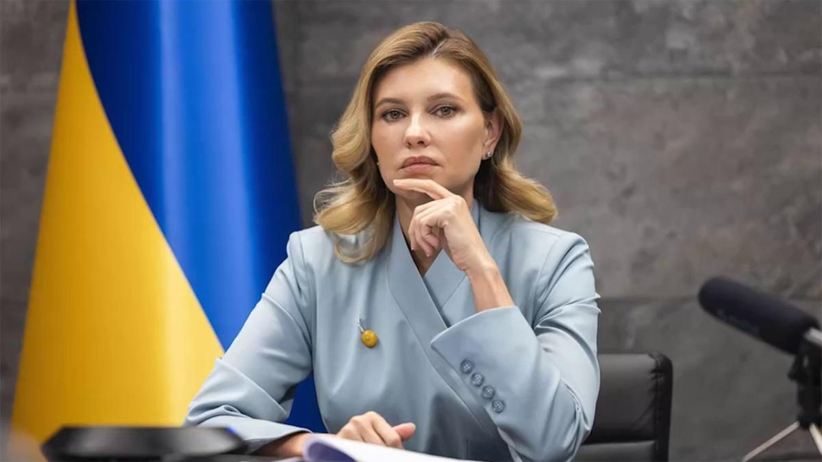 Елена Зеленская дала интервью японскому телевидению – образ в жакете-кимоно