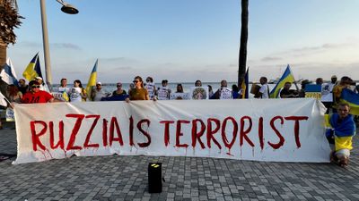 На Кіпрі провели акцію на підтримку захисників "Азовсталі": потужні фото