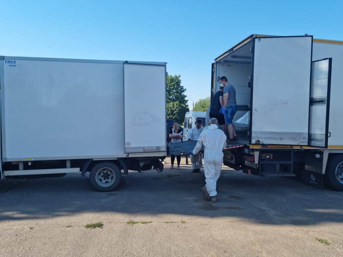 В Украину вернули тела 17 погибших защитников В Украину вернули тела 17 погибших защитников