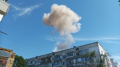 Біля авіабази росіян у Криму пролунали потужні вибухи