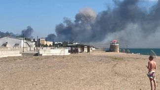 Убегайте с пляжа: Остапчук, Стерненко и другие звезды прокомментировали "хлопок" в Крыму