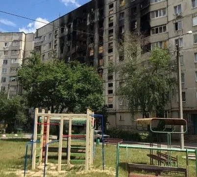 Росіяни цинічно гатили по цивільним будинкам