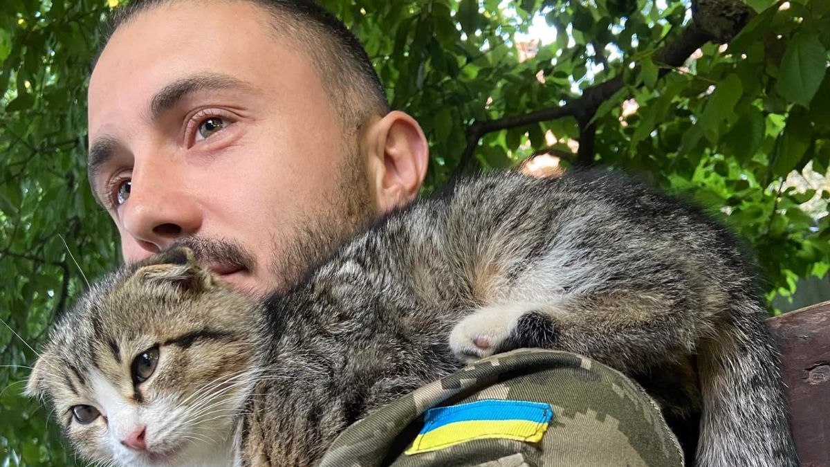 Тарас Тополя о военном Бате, который спас его детей