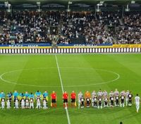 Во время матча с участием Динамо в Австрии стадион скандировал "ВСУ": захватывающее видео