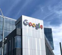 СМИ сообщили о загадочном взрыве в компании Google, за которым последовали сбои в работе
