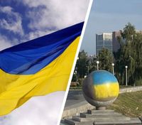 Центр российского Екатеринбурга разукрасили украинскими флагами: приятные фото