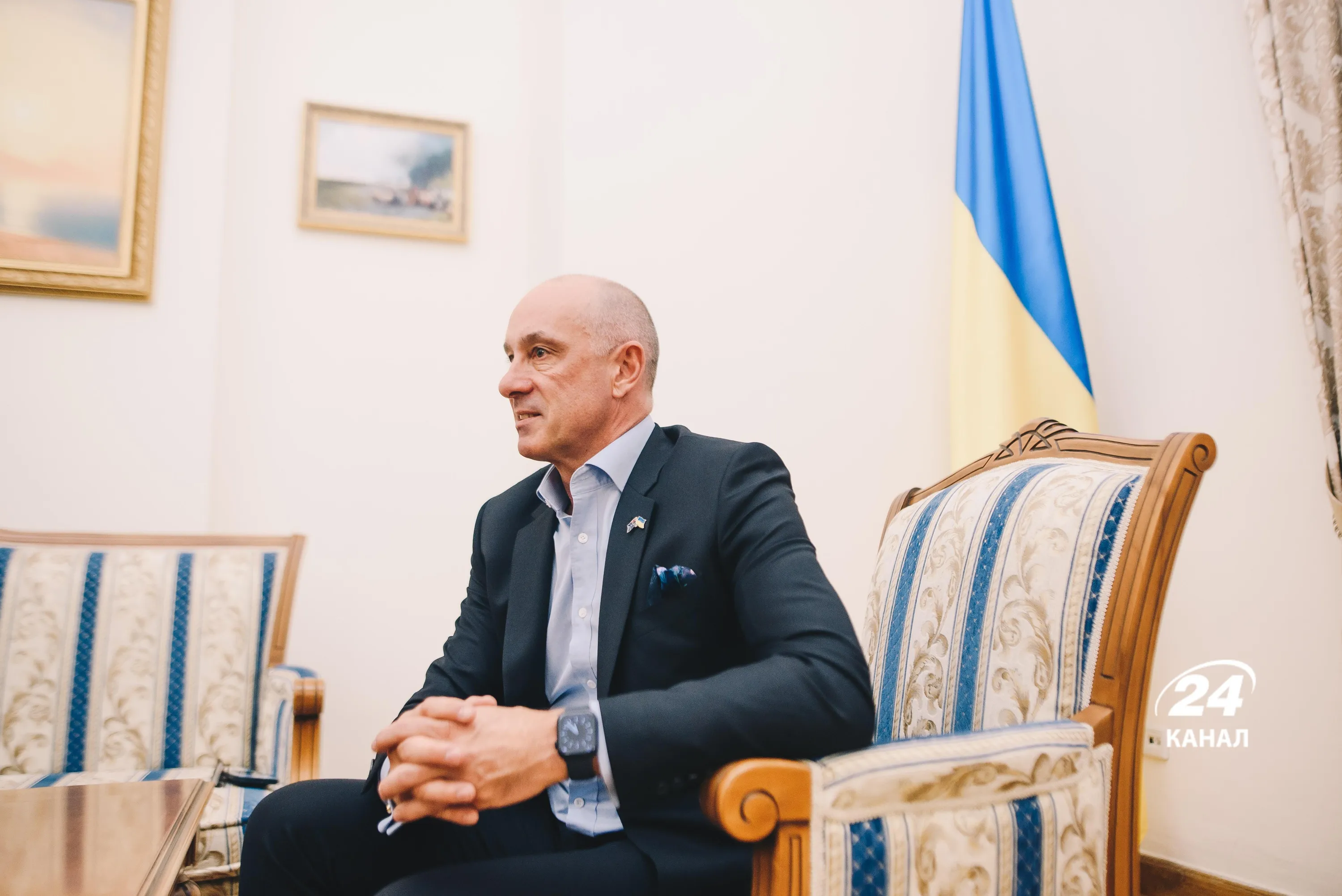 Сенатор Девід Ван від штату Вікторія Сенатор Девід Ван від штату Вікторія