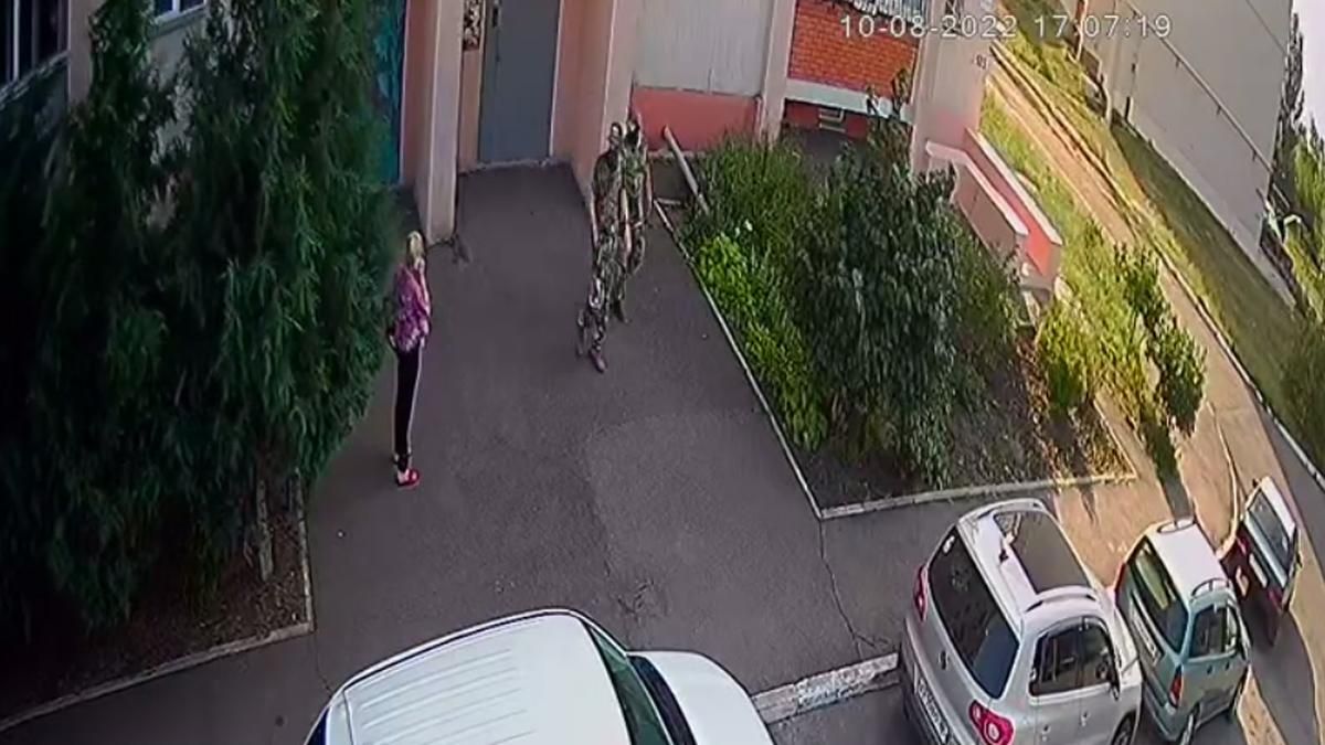 Росіяни стабільно недоплачують зарплату бойовикам на Донбасі Росіяни стабільно недоплачують зарплату бойовикам на Донбасі