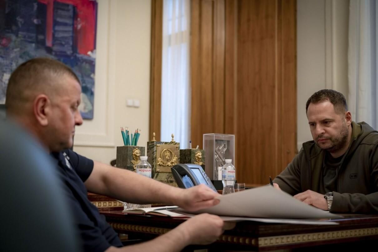 Допомога США Україні - Залужний і Єрмак поговорили з Міллі і Салліваном Допомога США Україні - Залужний і Єрмак поговорили з Міллі і Салліваном