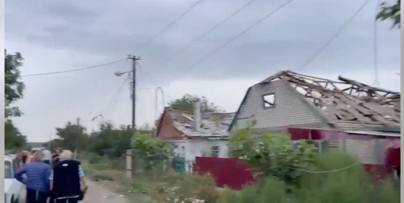 В результате удара по Краматорску повреждены десятки домов.