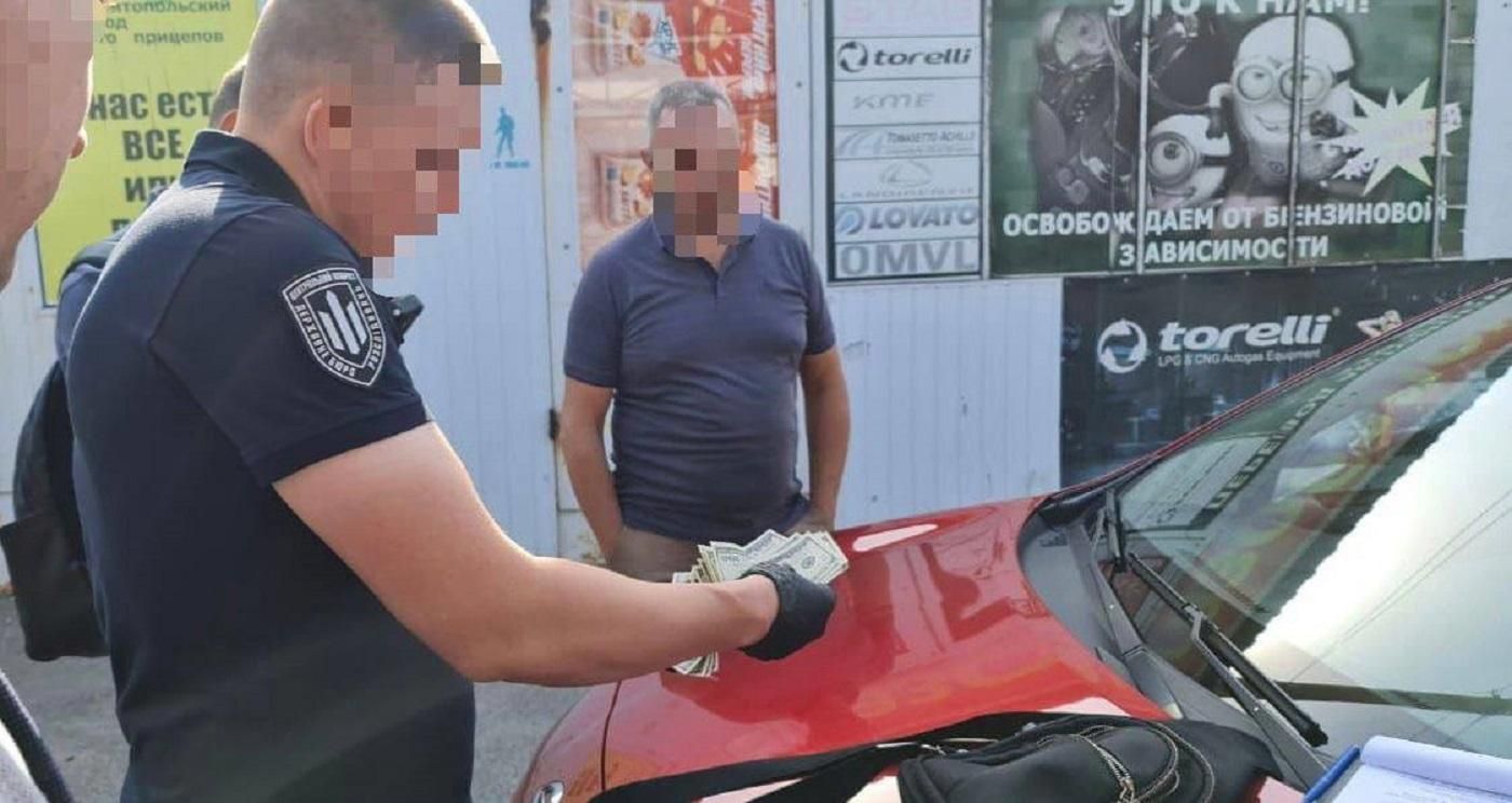 Щодня по 2 мільйони: ДБР викрило корупційну схему чиновників на Запоріжжі - 24 Канал Щодня по 2 мільйони: ДБР викрило корупційну схему чиновників на Запоріжжі - 24 Канал