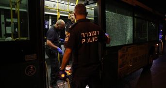 В Єрусалимі невідомий обстріляв автобус біля Стіни плачу:  щонайменше 7 поранених, нападник утік
