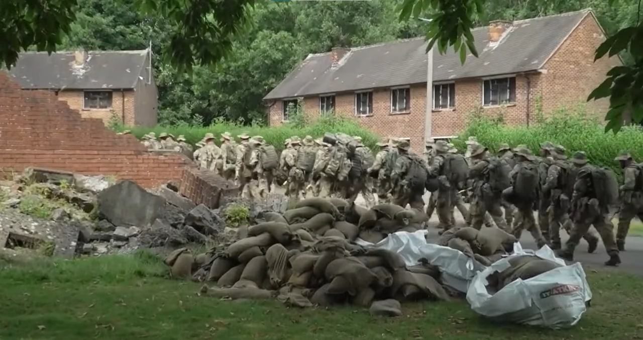 Обучение украинских военных в Великобритании - Генштаб показал видео