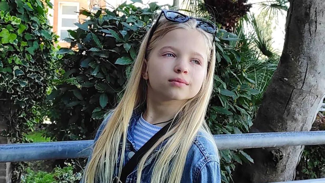 Дівчинка Саша Філіпчук, яка ледь не загинула у Бучі, отримає протез у США - 24 Канал