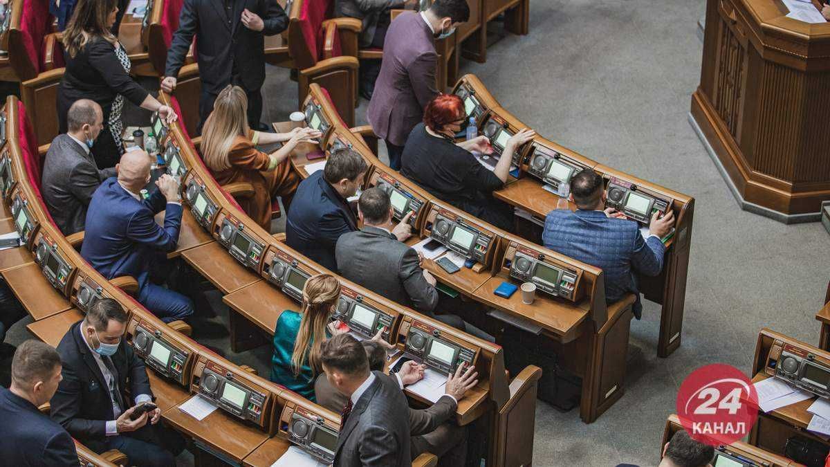 Продовження воєнного стану та мобілізації – Комітет Ради підтримав законопроєкти Продовження воєнного стану та мобілізації – Комітет Ради підтримав законопроєкти
