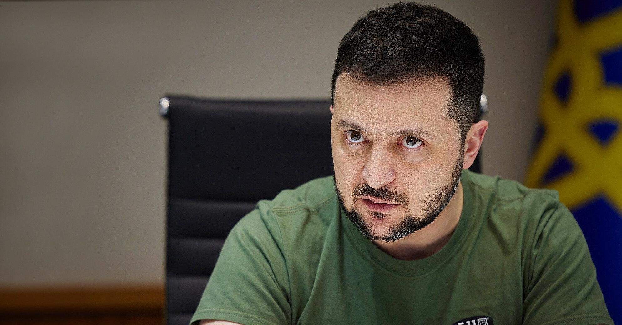 Зеленський жорстко звернувся до росіян і закликав не мовчати про війну Зеленський жорстко звернувся до росіян і закликав не мовчати про війну