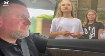 Мэра Ирпеня на "блокпосте" остановили дети: собирали деньги на ВСУ – милое видео