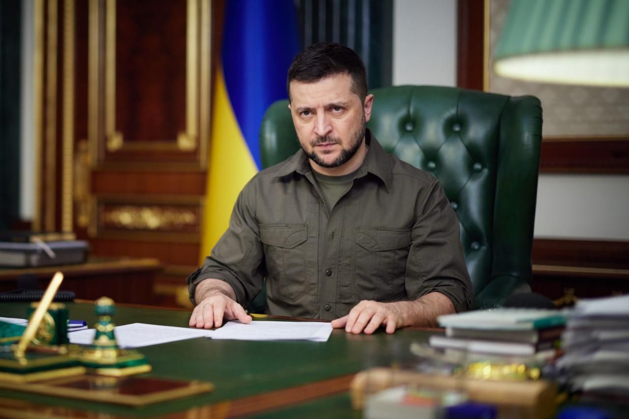 Зеленський пояснив, чому українцям не повідомили про загрозу війни