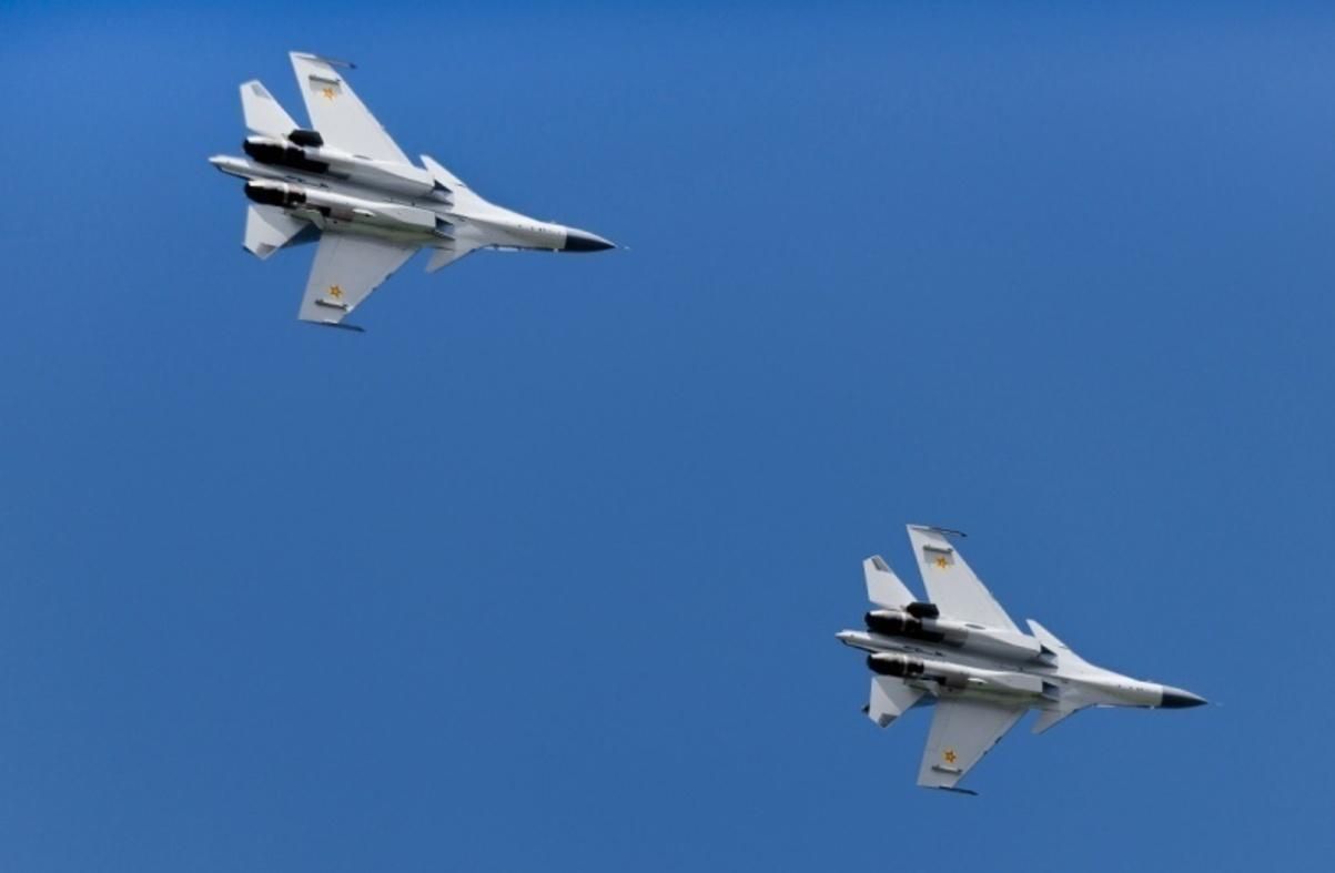 російські літаки Су-30см російські літаки Су-30см